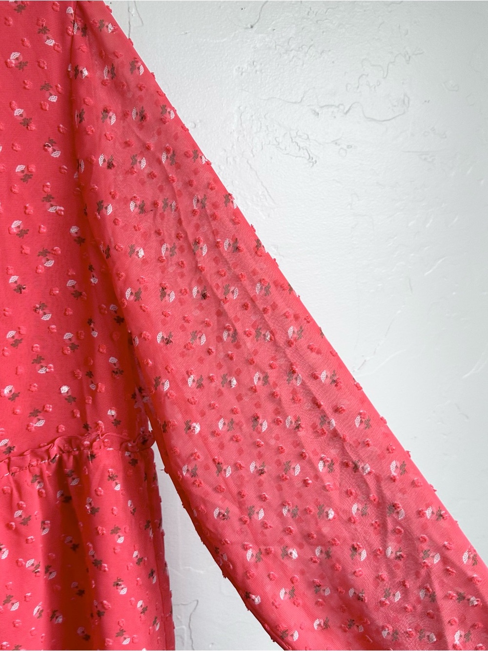 Matilda Jane Women's Coral Pink Floral Swiss Dot V-Neck Peplum Blouse Medium EUC - Picture 3 of 6